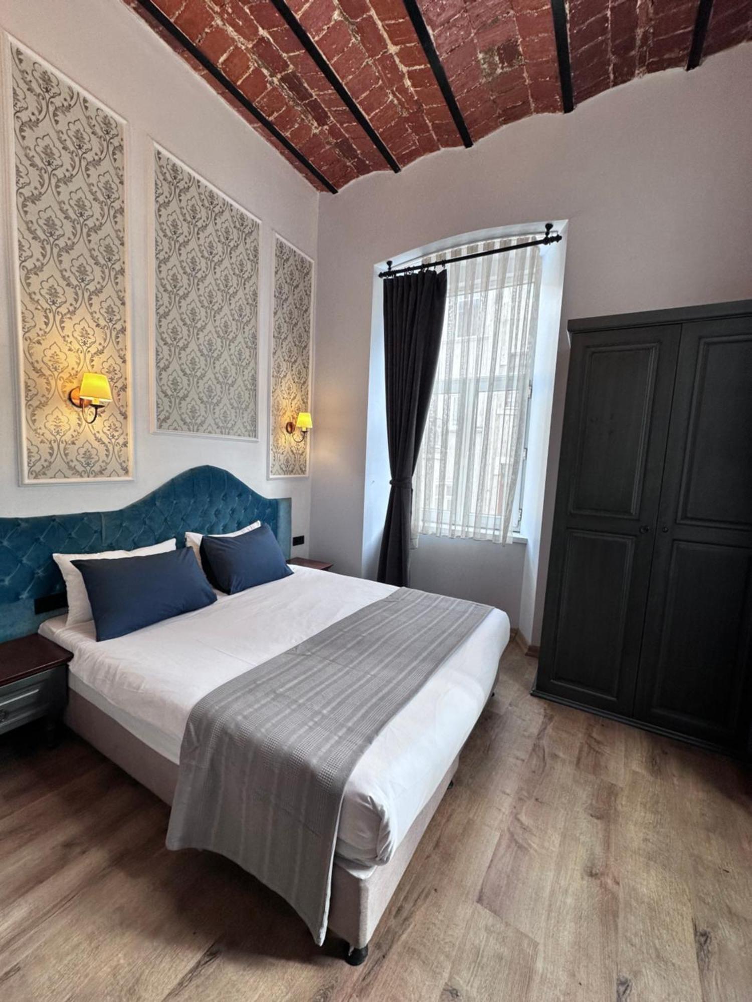 The Independent Hotel Taksim Стамбул Экстерьер фото